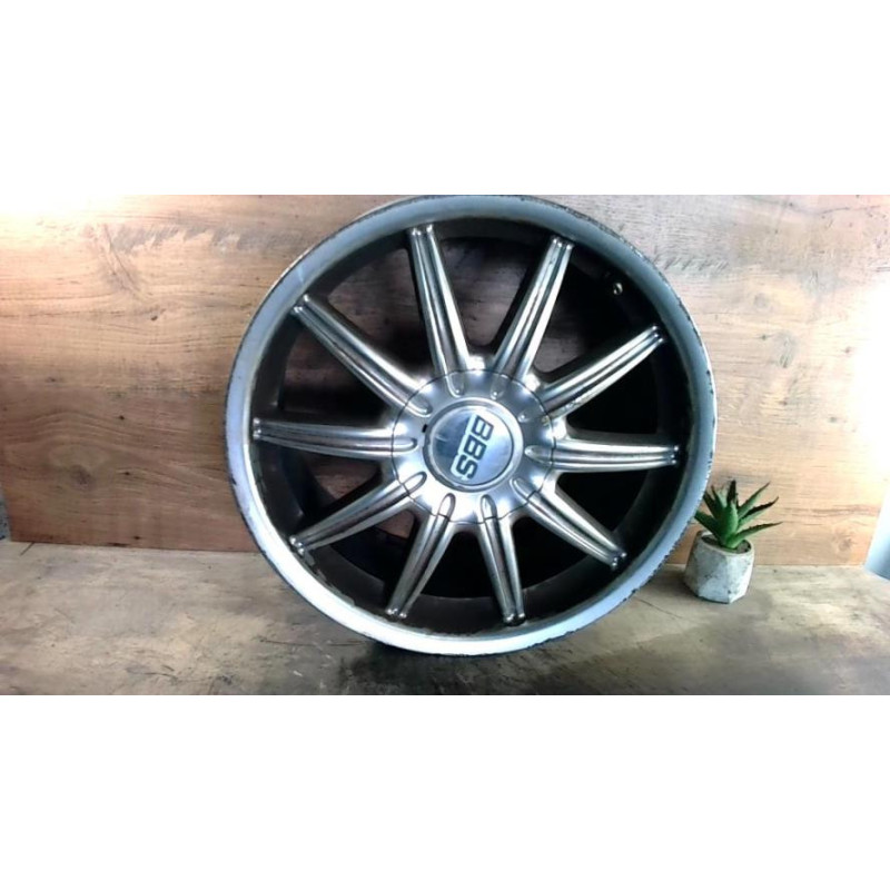 Jante VOLKSWAGEN POLO 5 PHASE 1 d’occasion