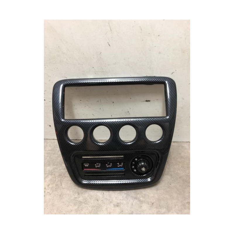 Facade autoradio MICROCAR d’occasion