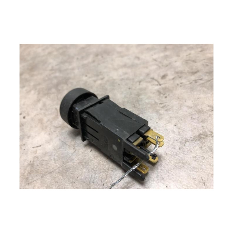 Commande degivrage lunette arriere MICROCAR  d’occasion