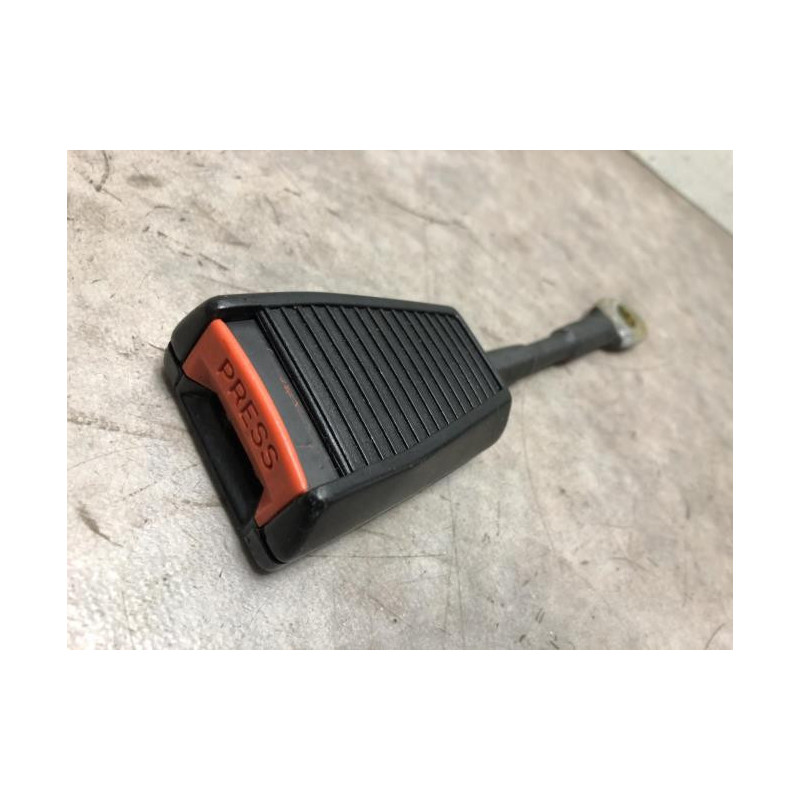 Attache ceinture avant gauche MICROCAR  d’occasion