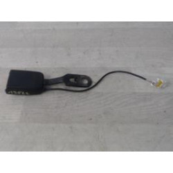 Attache ceinture avant droit TOYOTA IQ d’occasion