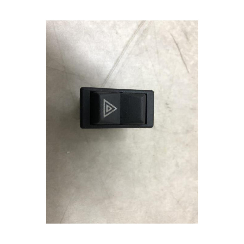 Bouton de warning FIAT  d’occasion
