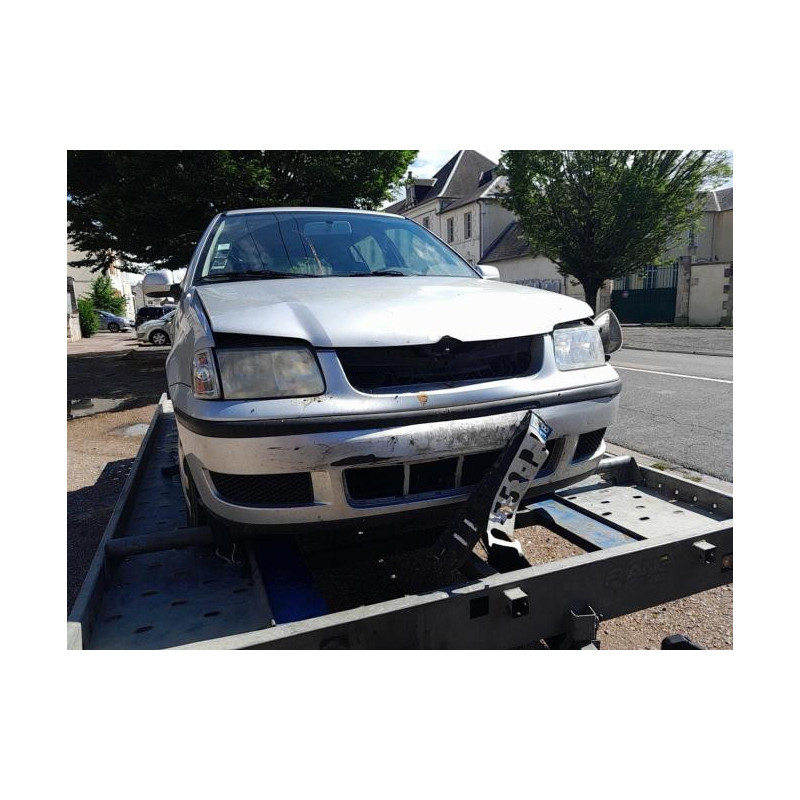 Glace retroviseur droit VOLKSWAGEN POLO 3 PHASE 2 d’occasion