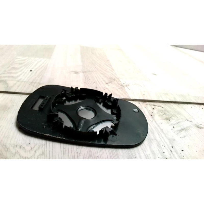 Glace retroviseur gauche RENAULT CLIO 1 PHASE 3 d’occasion