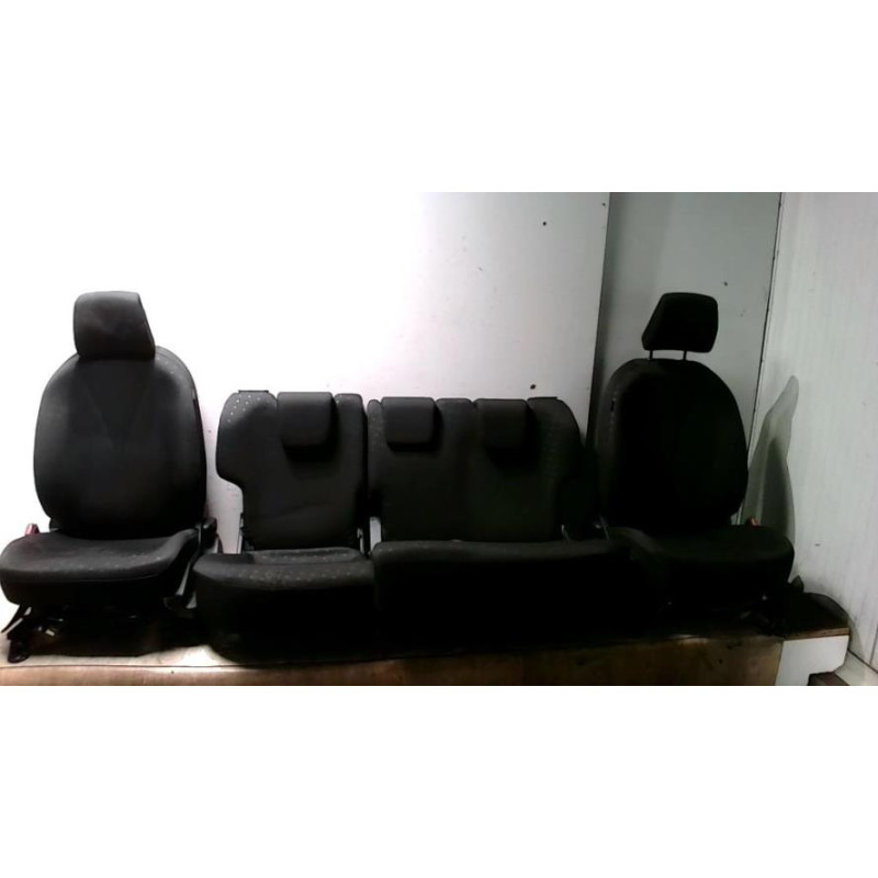 Interieur complet TOYOTA YARIS 2 PHASE 1 d’occasion