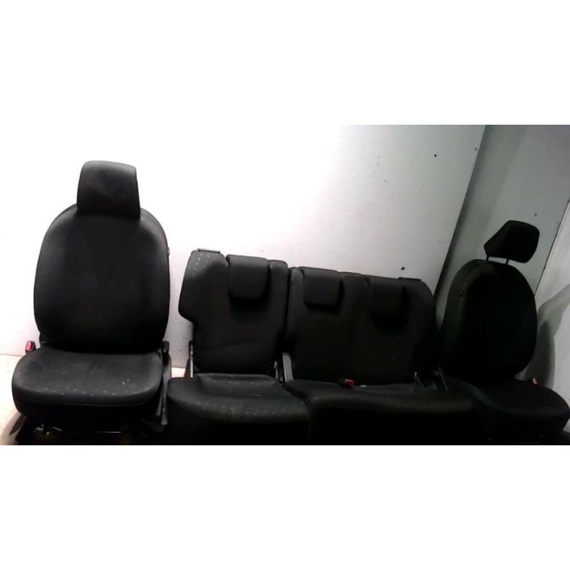Interieur complet TOYOTA YARIS 2 PHASE 1 d’occasion