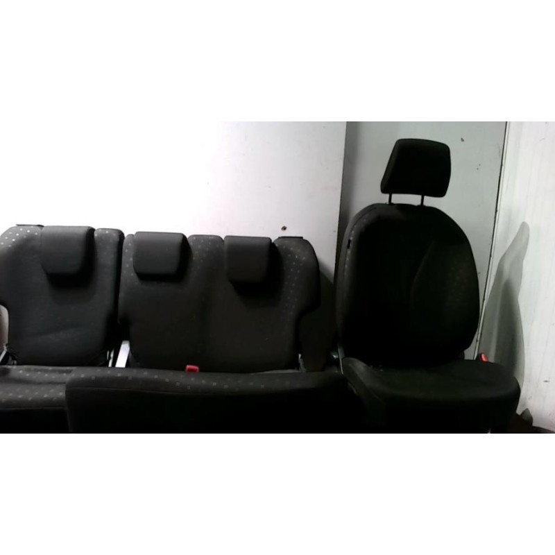 Interieur complet TOYOTA YARIS 2 PHASE 1 d’occasion