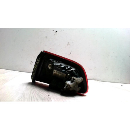 Feu arriere secondaire gauche (feux) RENAULT CLIO 3 PHASE 1 d’occasion