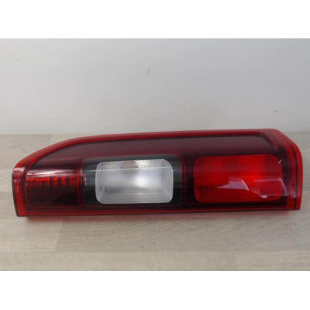 Feu arriere principal droit (feux) OPEL VIVARO 1 PHASE 2 d’occasion