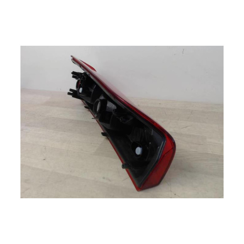 Feu arriere principal droit (feux) OPEL VIVARO 1 PHASE 2 d’occasion