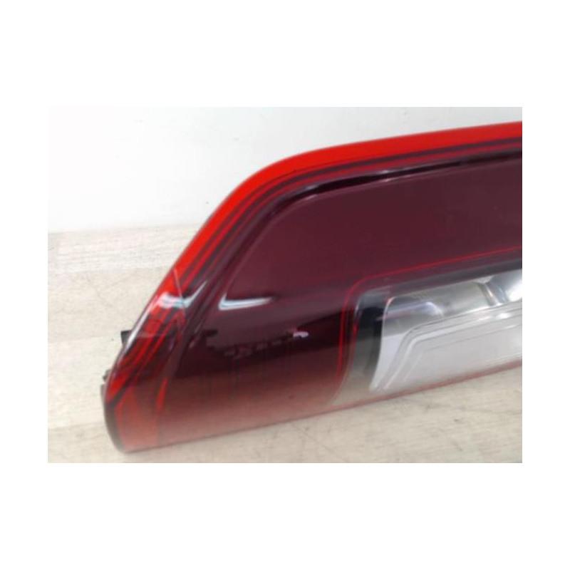 Feu arriere principal droit (feux) OPEL VIVARO 1 PHASE 2 d’occasion