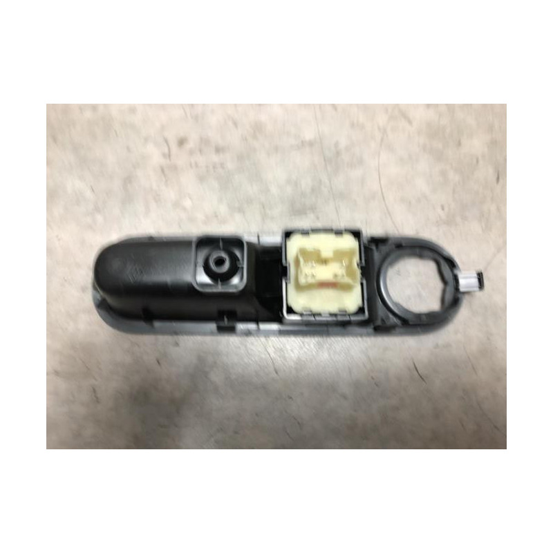 Interrupteur de leve vitre avant gauche RENAULT TWINGO 3 PHASE 1 d’occasion