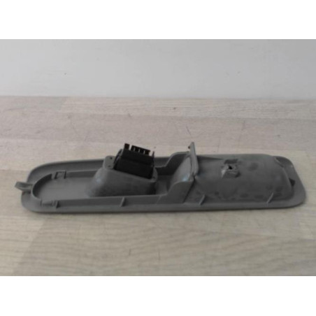 Interrupteur de leve vitre avant droit RENAULT TWINGO 1 PHASE 3 d’occasion