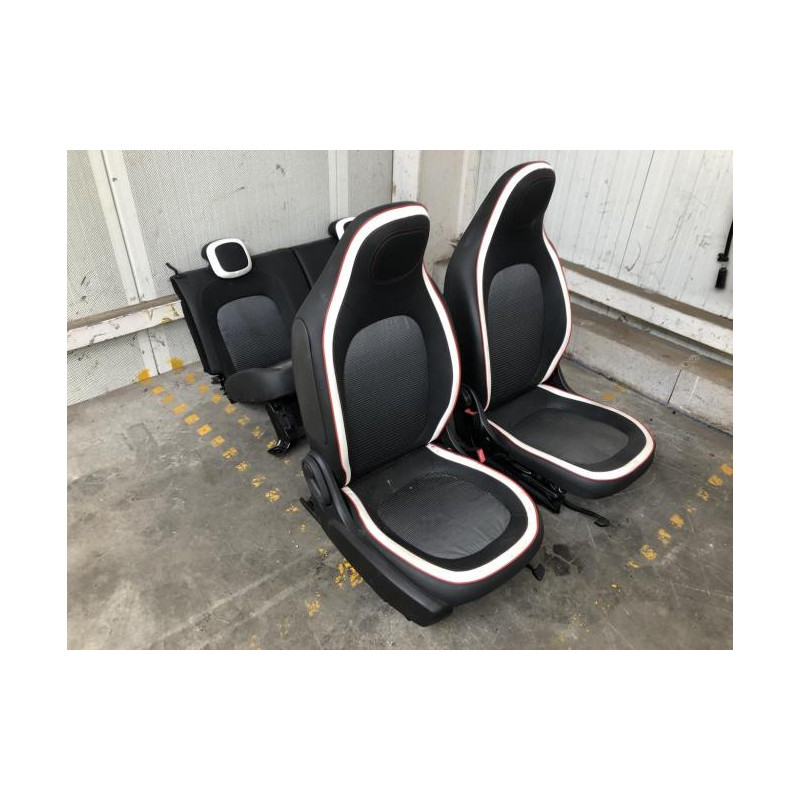 Interieur complet RENAULT TWINGO 3 PHASE 1 d’occasion