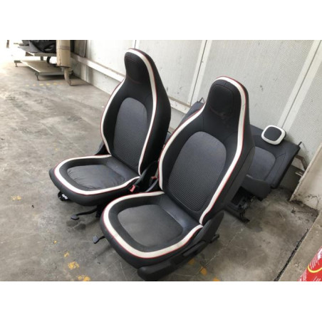 Interieur complet RENAULT TWINGO 3 PHASE 1 d’occasion
