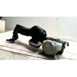Ceinture avant droit TOYOTA YARIS 2 PHASE 1 d’occasion