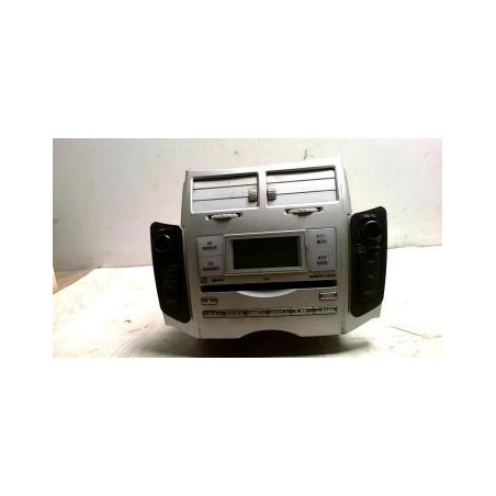 Autoradio d'origine TOYOTA YARIS 2 PHASE 1 d’occasion