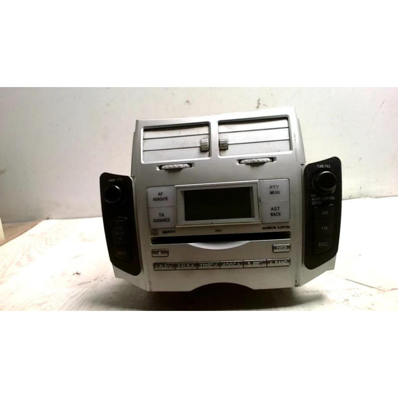 Autoradio d'origine TOYOTA YARIS 2 PHASE 1 d’occasion