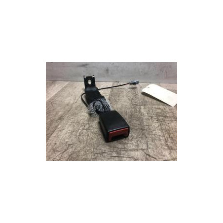 Attache ceinture arriere gauche RENAULT TWINGO 3 PHASE 1 d’occasion