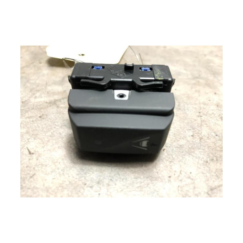 Bouton/Interrupteur RENAULT TWINGO 3 PHASE 1 d’occasion