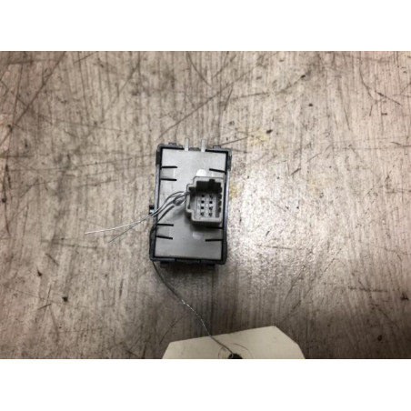 Bouton/Interrupteur RENAULT TWINGO 3 PHASE 1 d’occasion