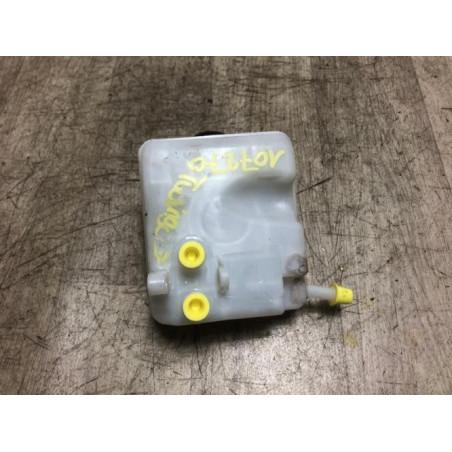 Maitre cylindre (freinage) RENAULT TWINGO 3 PHASE 1 d’occasion