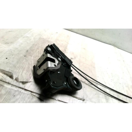 Serrure avant droit TOYOTA YARIS 2 PHASE 1 d’occasion