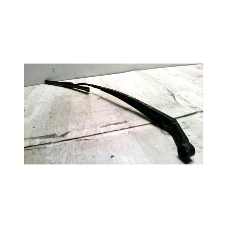 Bras essuie glace avant droit TOYOTA YARIS 2 PHASE 1 d’occasion