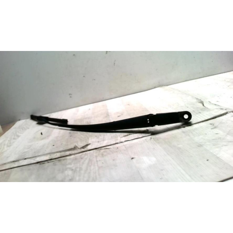 Bras essuie glace avant droit TOYOTA YARIS 2 PHASE 1 d’occasion