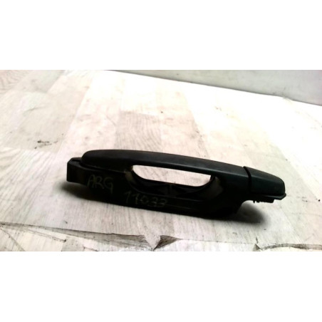 Poignee porte arriere gauche TOYOTA YARIS 2 PHASE 1 d’occasion