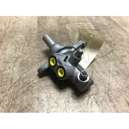 Maitre cylindre (freinage) RENAULT TWINGO 3 PHASE 1 d’occasion