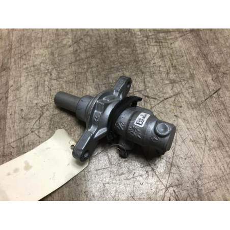 Maitre cylindre (freinage) RENAULT TWINGO 3 PHASE 1 d’occasion