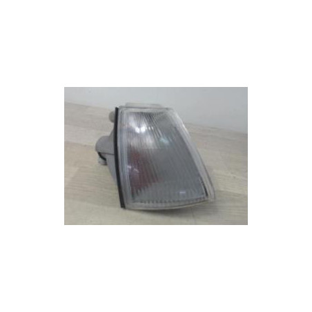 Repetiteur clignotant avant droit  (Feux) RENAULT CLIO 1 PHASE 1 d’occasion