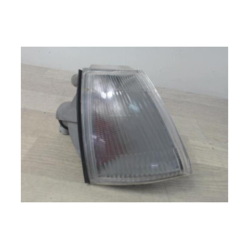 Repetiteur clignotant avant droit  (Feux) RENAULT CLIO 1 PHASE 1 d’occasion