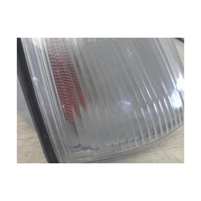 Repetiteur clignotant avant droit  (Feux) RENAULT CLIO 1 PHASE 1 d’occasion