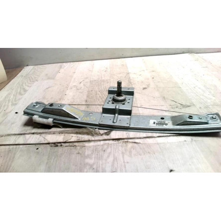Leve vitre mecanique arriere gauche OPEL CORSA D PHASE 1 d’occasion
