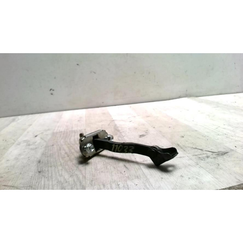 Tirant de porte avant droit TOYOTA YARIS 2 PHASE 1 d’occasion