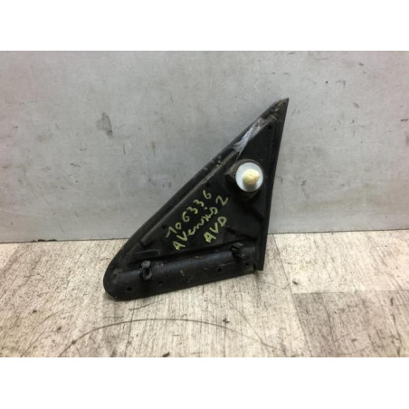 Extension d'aile avant droit TOYOTA AVENSIS 2 PHASE 1 d’occasion
