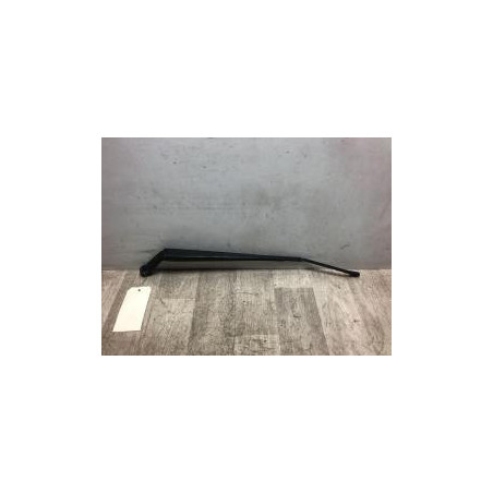 Bras essuie glace avant droit TOYOTA AVENSIS 2 PHASE 1 d’occasion