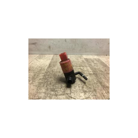 Pompe lave glace avant TOYOTA YARIS 2 PHASE 1 d’occasion