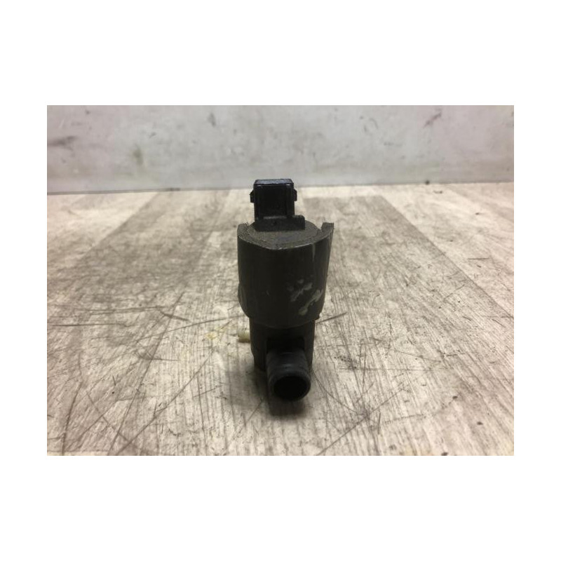 Pompe lave glace avant FORD FOCUS 1 d’occasion