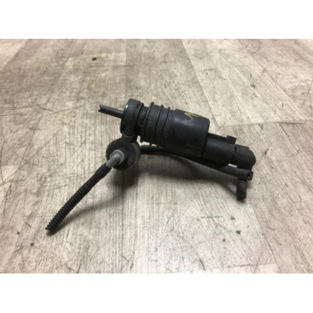Pompe lave glace avant VOLKSWAGEN GOLF 5 d’occasion