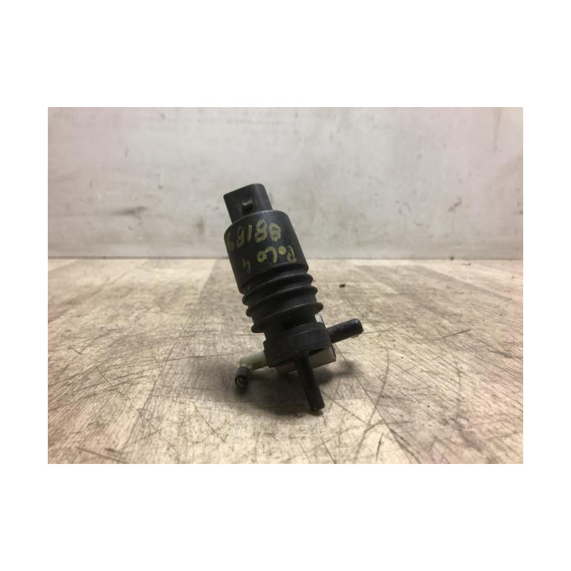 Pompe lave glace avant VOLKSWAGEN POLO 4 PHASE 1 d’occasion