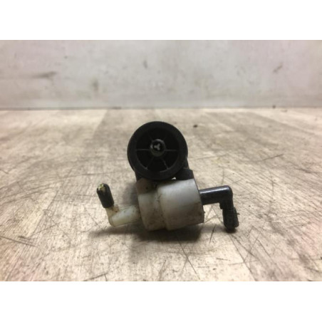 Pompe lave glace avant VOLKSWAGEN POLO 4 PHASE 1 d’occasion
