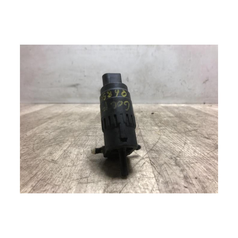 Pompe lave glace avant VOLKSWAGEN GOLF 5 d’occasion