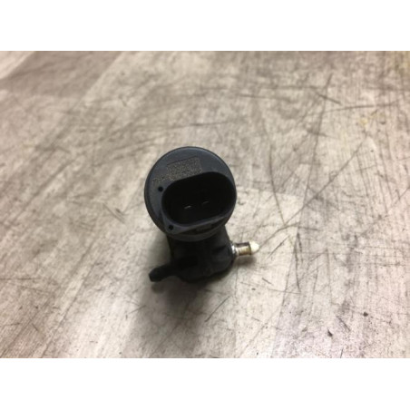 Pompe lave glace avant VOLKSWAGEN GOLF 5 d’occasion