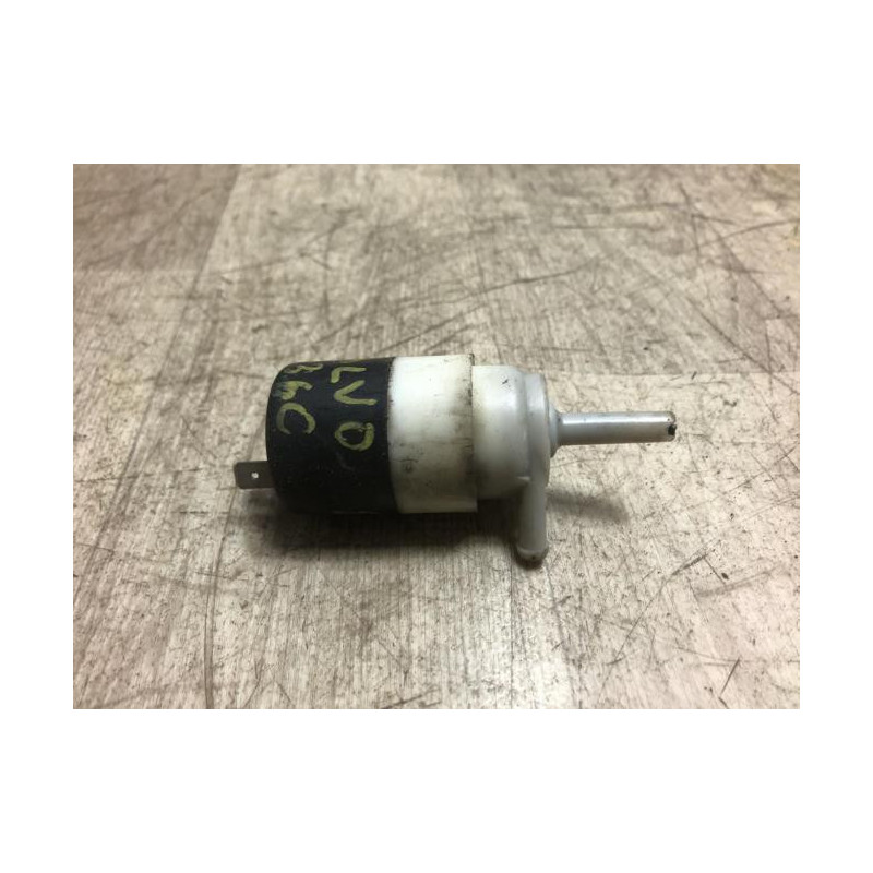 Pompe lave glace avant VOLVO 360 d’occasion