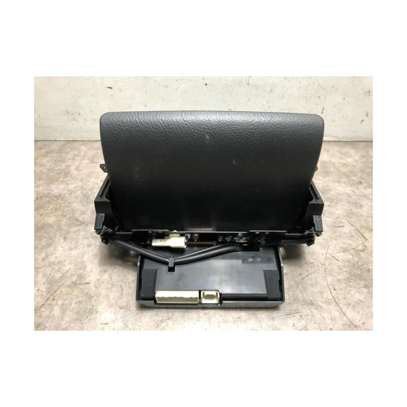 Ecran GPS TOYOTA AVENSIS 2 PHASE 1 d’occasion