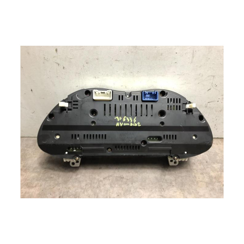 Compteur TOYOTA AVENSIS 2 PHASE 1 d’occasion