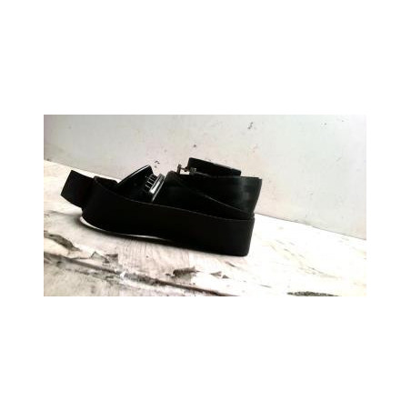 Ceinture avant droit PEUGEOT 407 PHASE 1 BREAK d’occasion